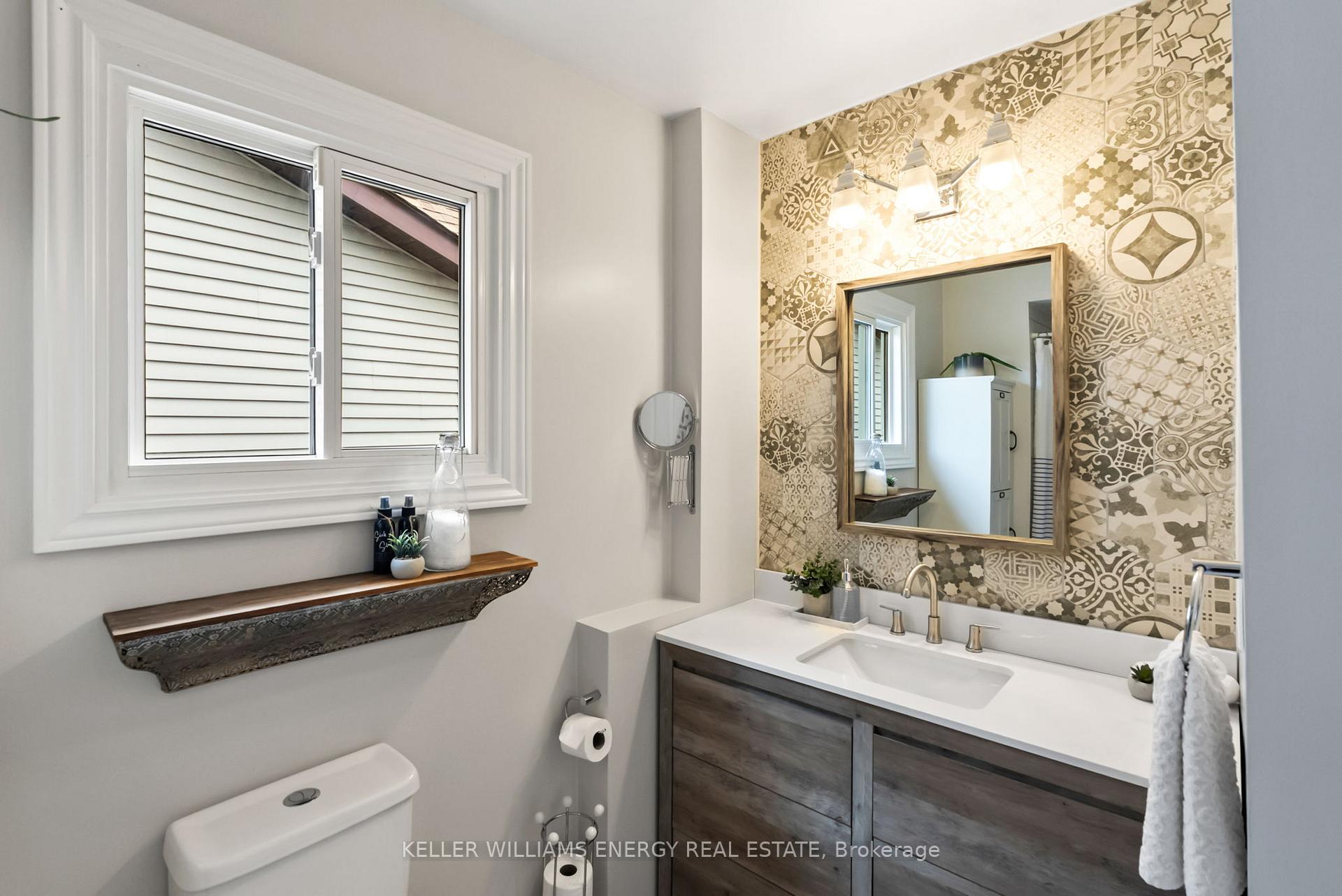 Photo 15 of 121 Angus Drive, Ajax, Central — HOMEH