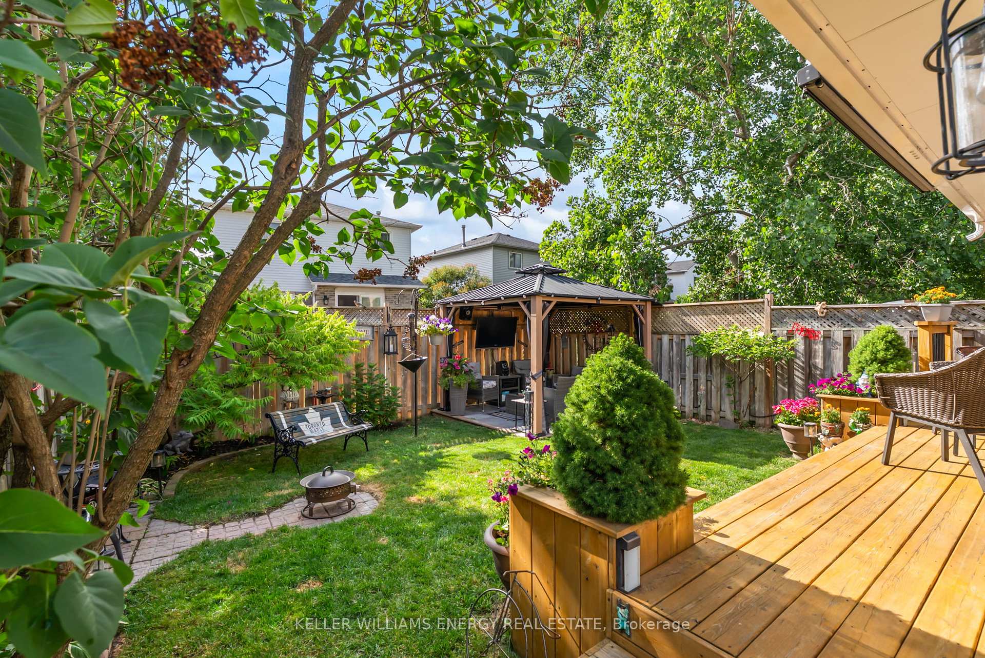 Photo 24 of 121 Angus Drive, Ajax, Central — HOMEH