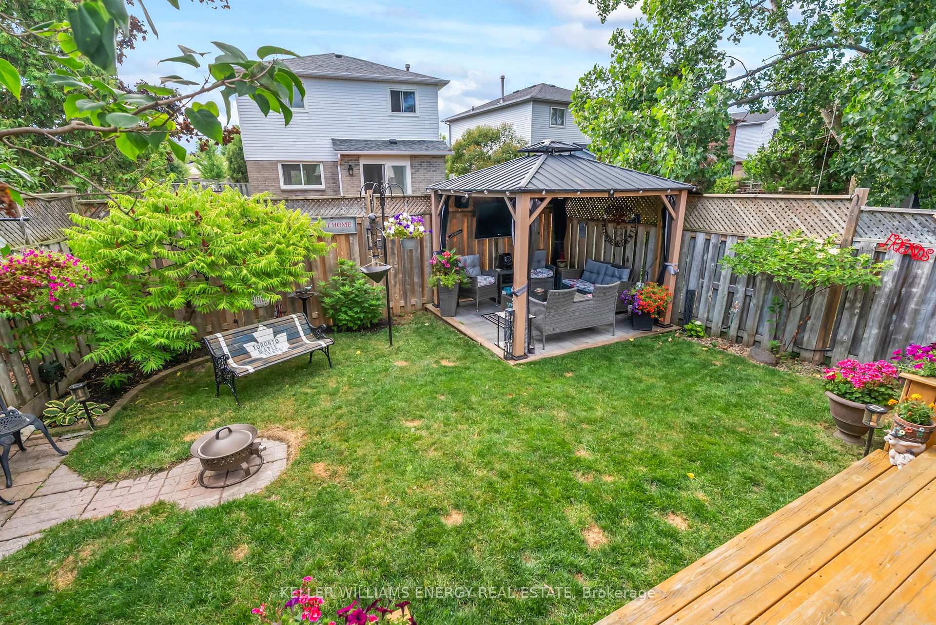 Photo 27 of 121 Angus Drive, Ajax, Central — HOMEH