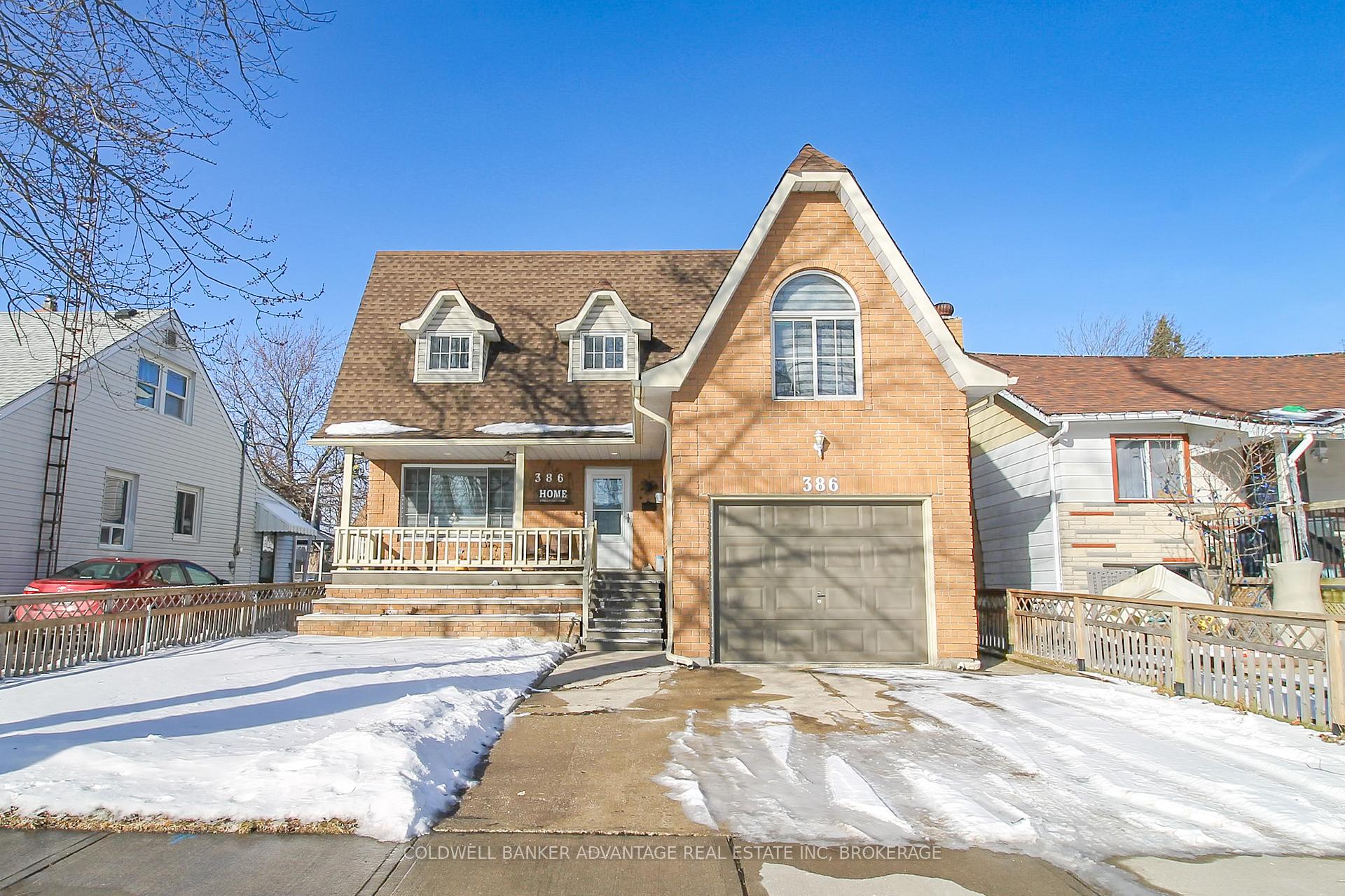 Front of 386 Navy Street