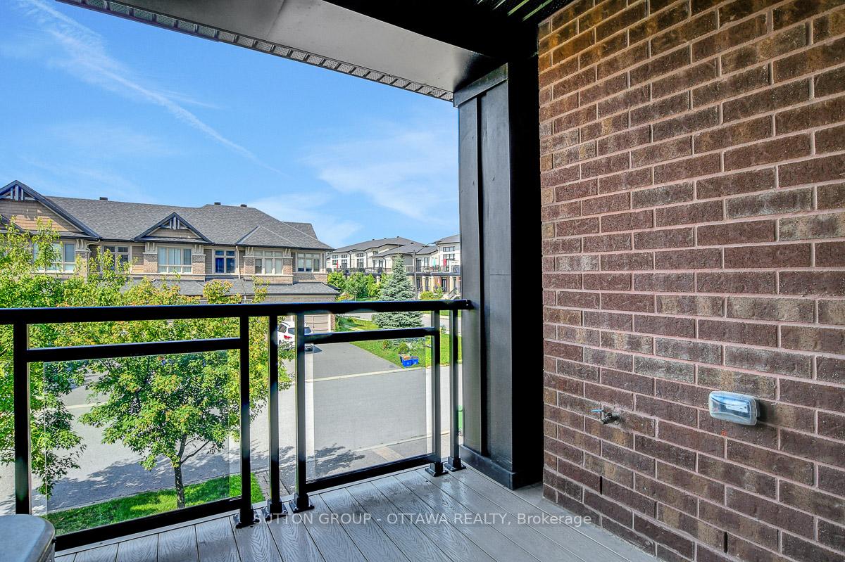 Photo 16 of 120 Nutting Crescent, Ottawa, Riverside South/Gloucester Glen — HOMEH
