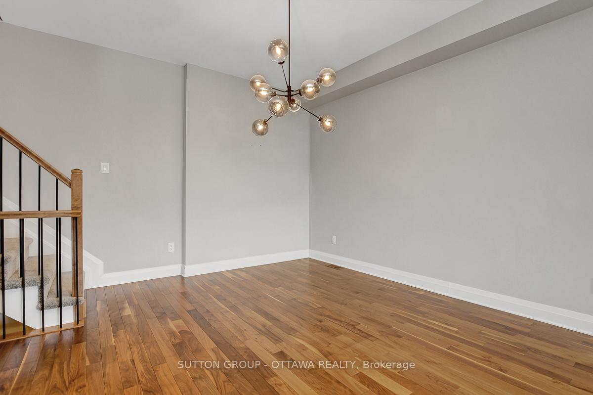 Photo 19 of 120 Nutting Crescent, Ottawa, Riverside South/Gloucester Glen — HOMEH