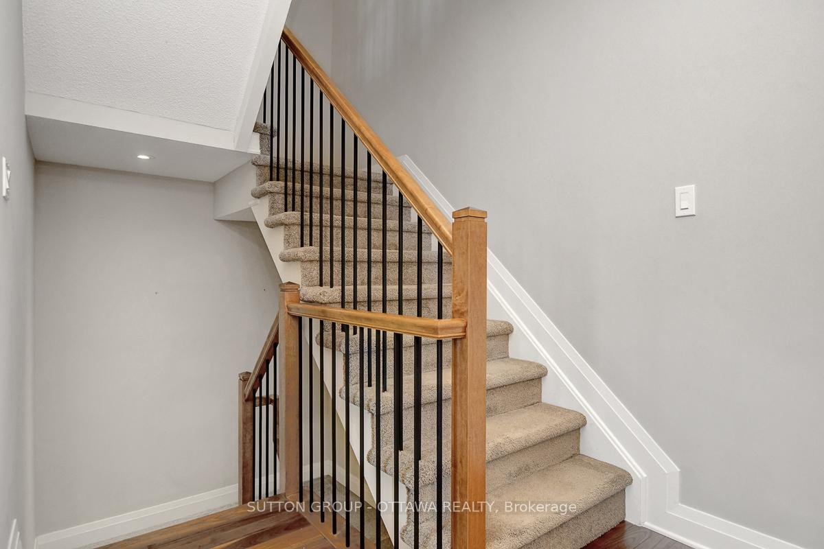 Photo 25 of 120 Nutting Crescent, Ottawa, Riverside South/Gloucester Glen — HOMEH