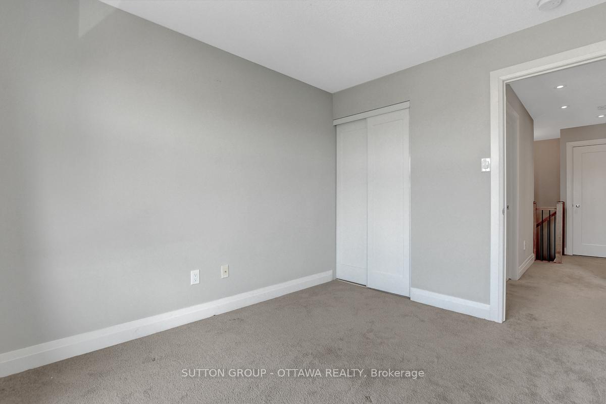Photo 32 of 120 Nutting Crescent, Ottawa, Riverside South/Gloucester Glen — HOMEH