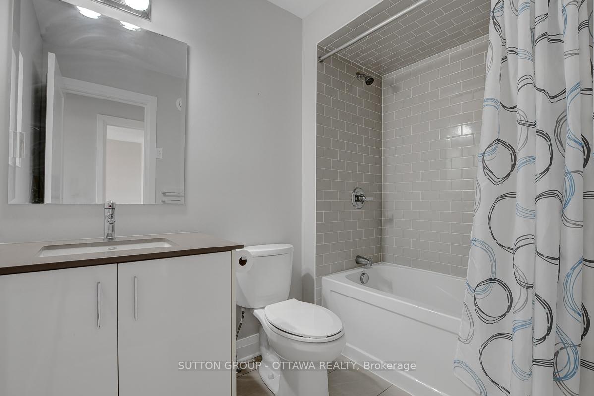 Photo 35 of 120 Nutting Crescent, Ottawa, Riverside South/Gloucester Glen — HOMEH