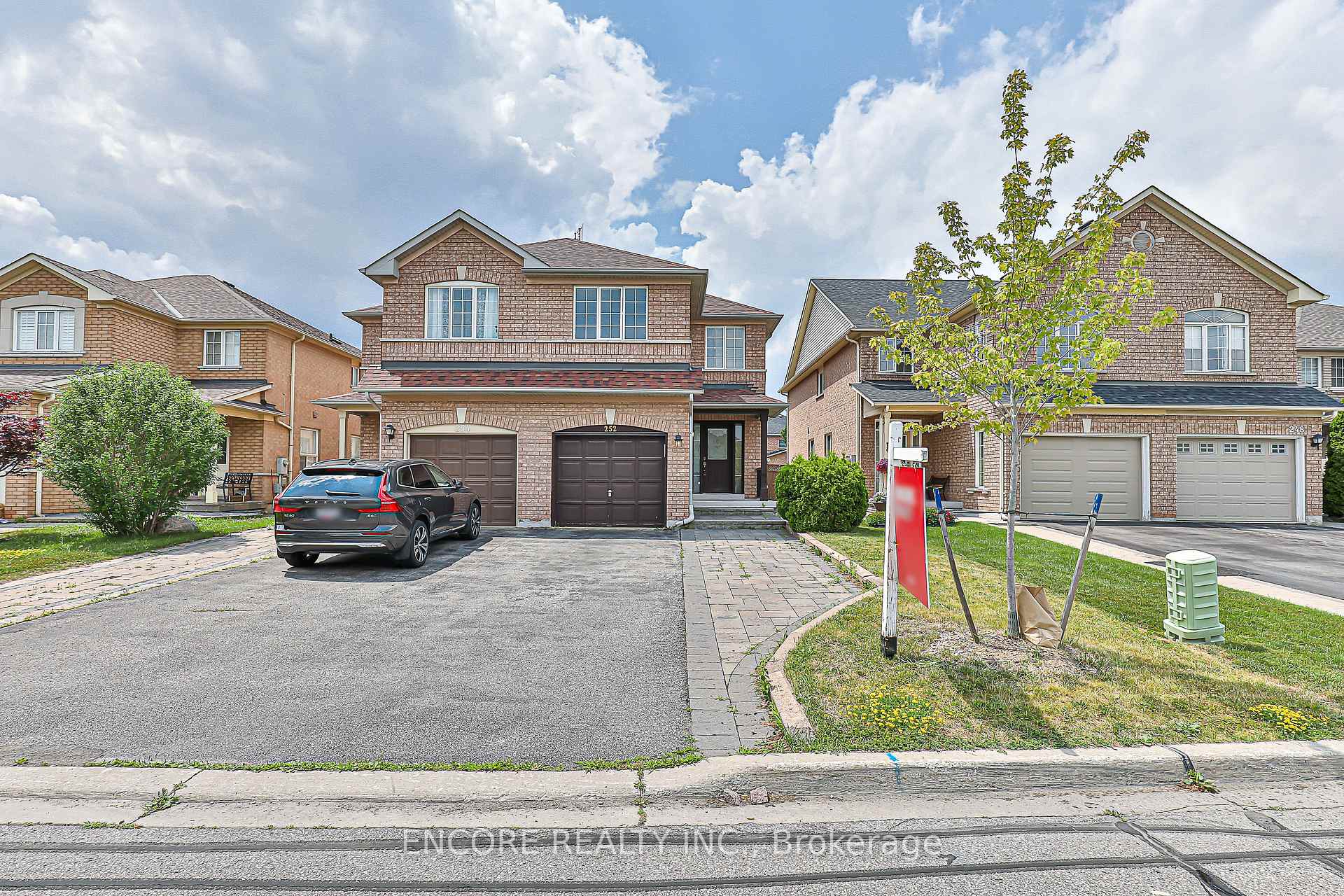 Photo 1 of 252 Forest Run Boulevard, Vaughan, Patterson — HOMEH