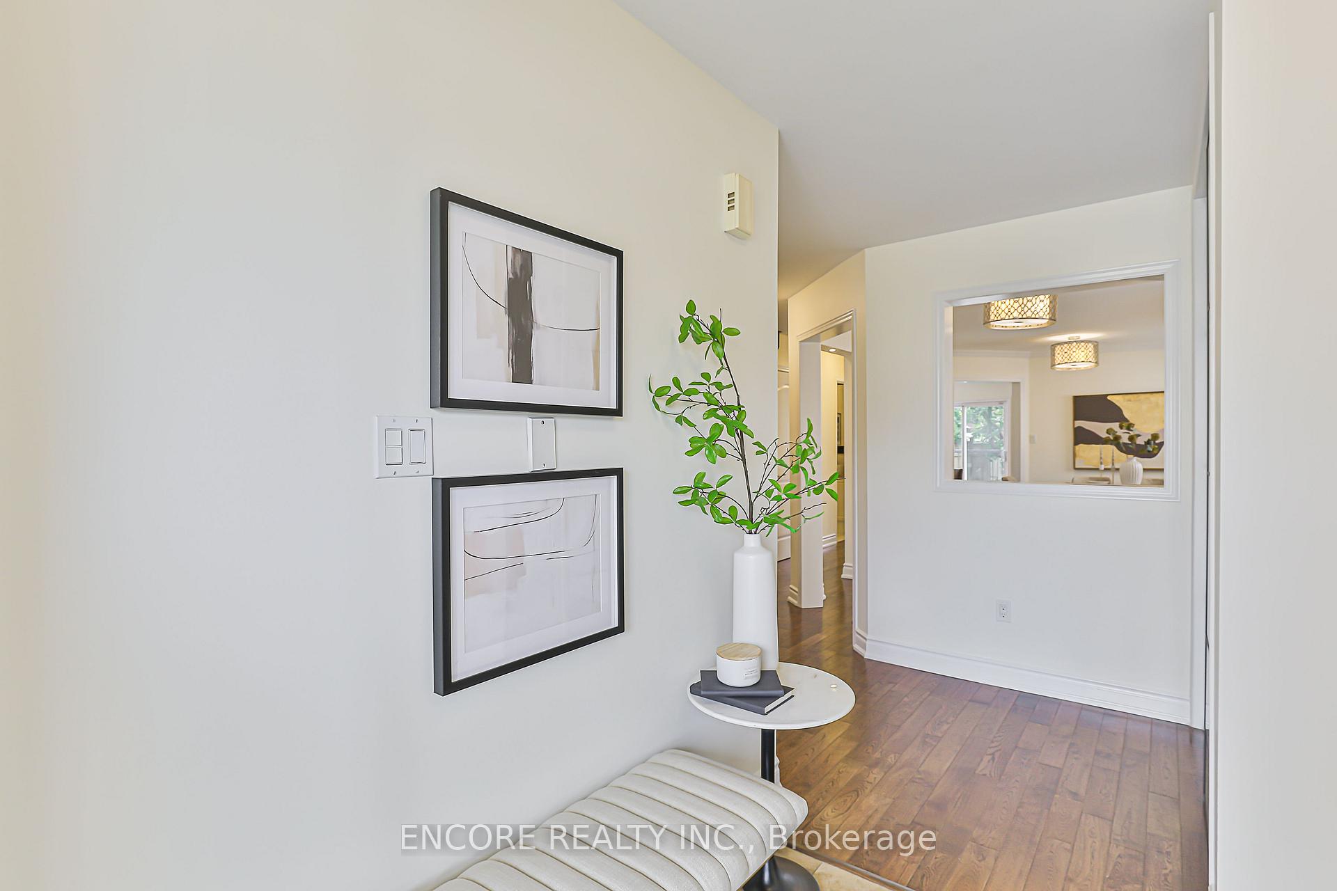 Photo 4 of 252 Forest Run Boulevard, Vaughan, Patterson — HOMEH