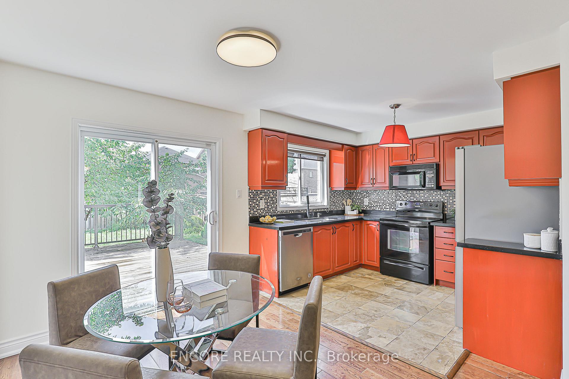 Photo 17 of 252 Forest Run Boulevard, Vaughan, Patterson — HOMEH