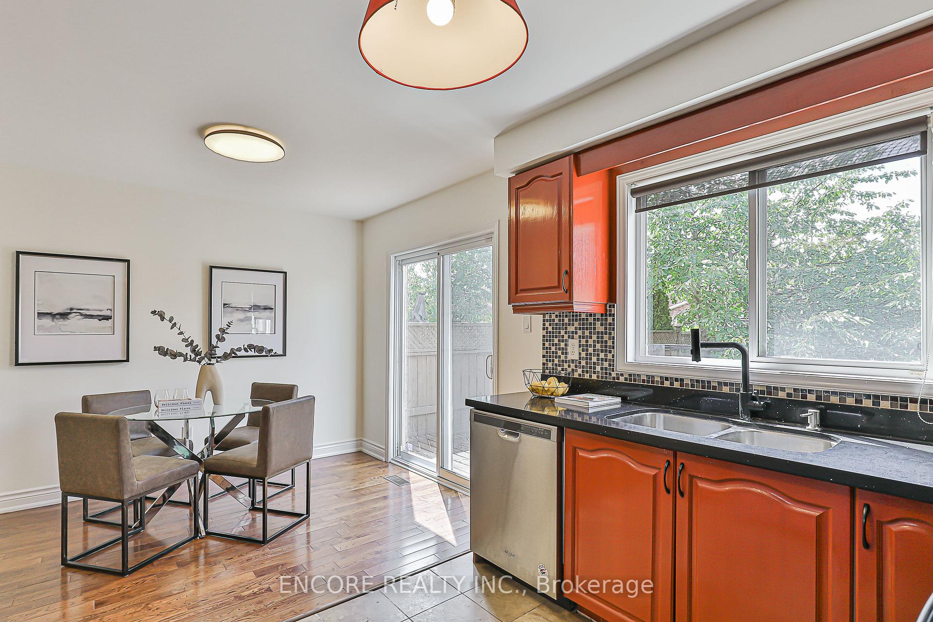 Photo 21 of 252 Forest Run Boulevard, Vaughan, Patterson — HOMEH