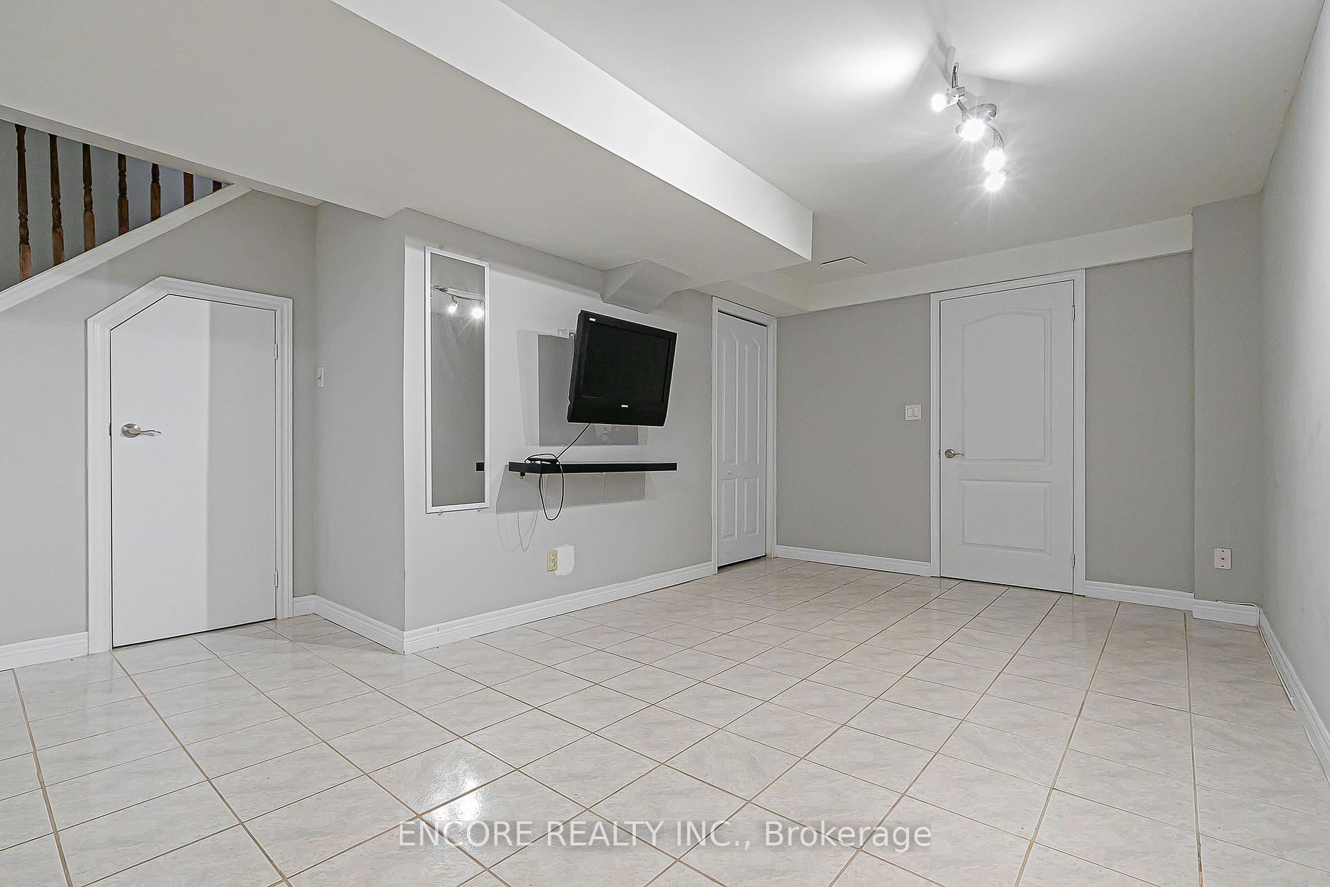 Photo 43 of 252 Forest Run Boulevard, Vaughan, Patterson — HOMEH