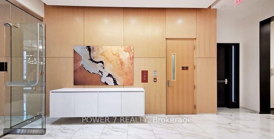 Photo 8 of Unit 421, 101 Erskine Ave, Toronto, Mount Pleasant West — HOMEH