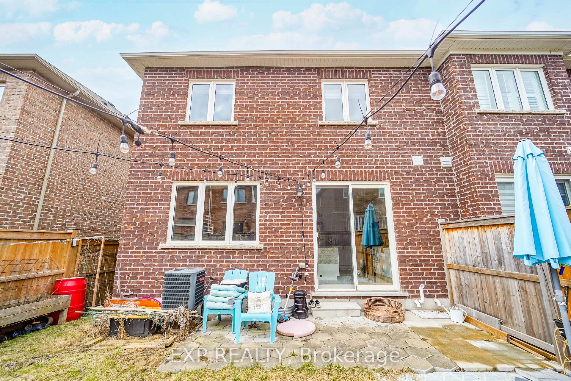 Photo 6 of 25 Windflower Way, Whitby, Rural Whitby — HOMEH