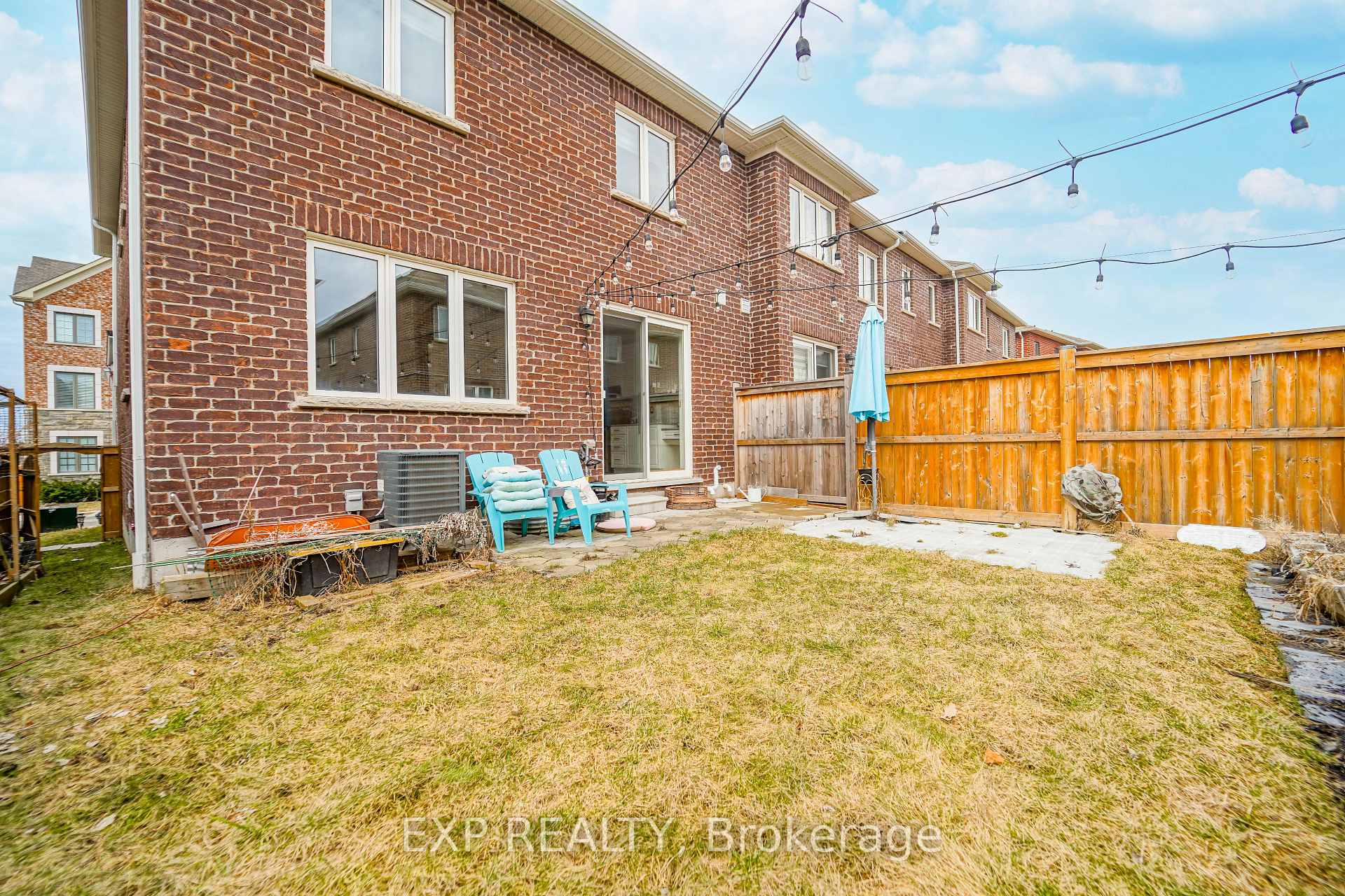 Photo 7 of 25 Windflower Way, Whitby, Rural Whitby — HOMEH