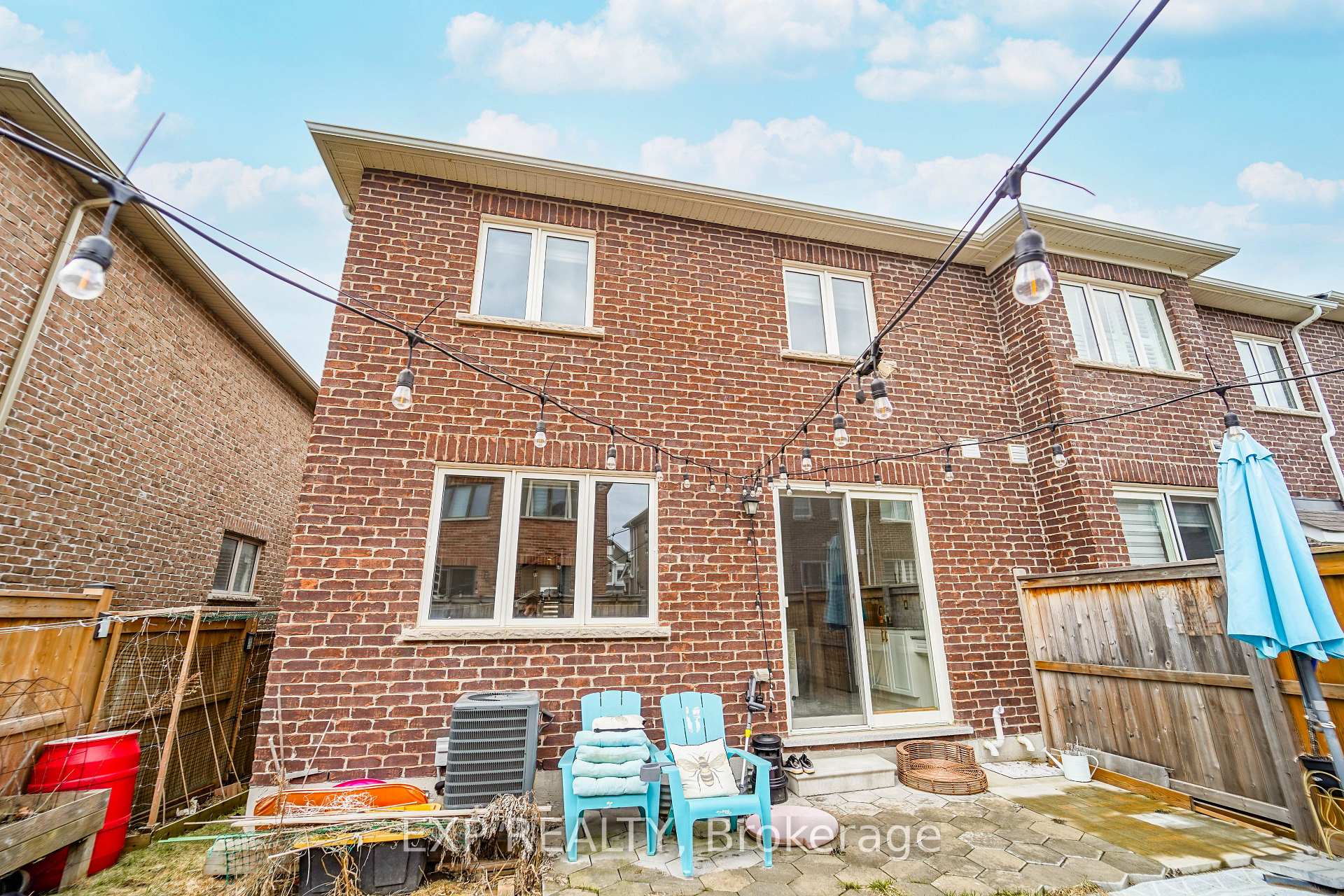 Photo 8 of 25 Windflower Way, Whitby, Rural Whitby — HOMEH