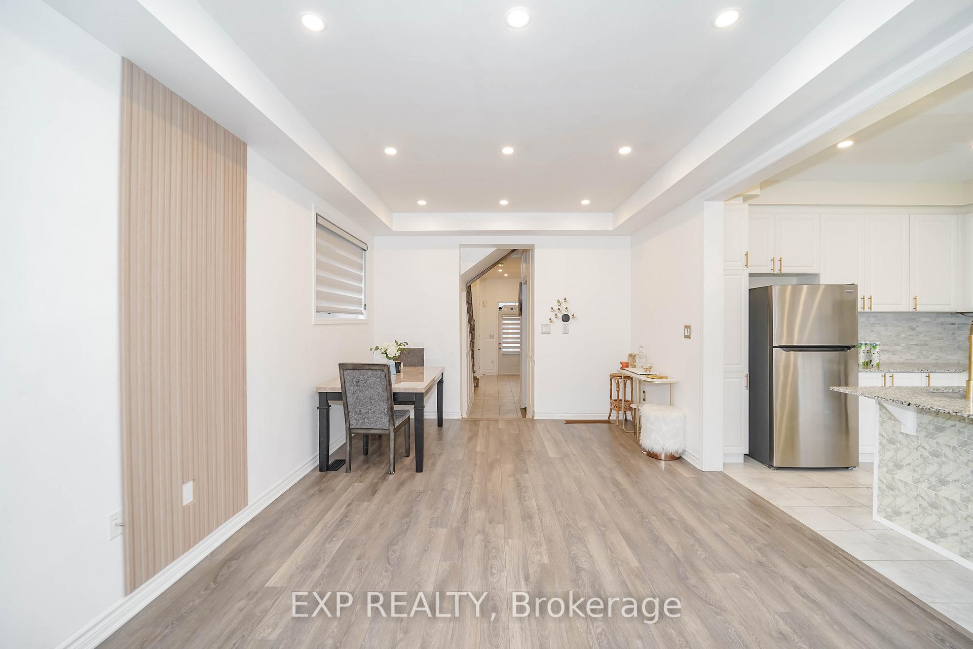 Photo 16 of 25 Windflower Way, Whitby, Rural Whitby — HOMEH
