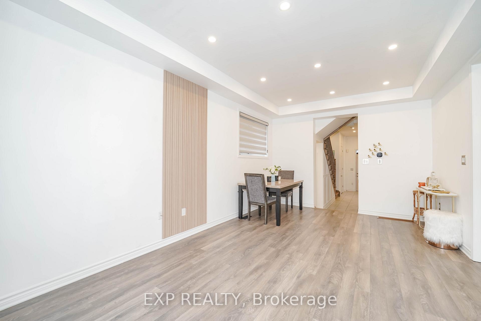 Photo 17 of 25 Windflower Way, Whitby, Rural Whitby — HOMEH