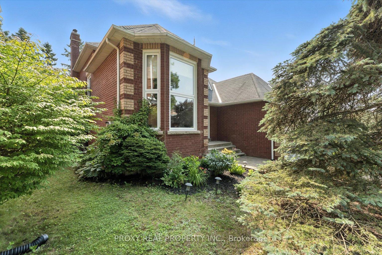 Photo 2 of 62 Sisman Avenue, Aurora, Aurora Highlands — HOMEH