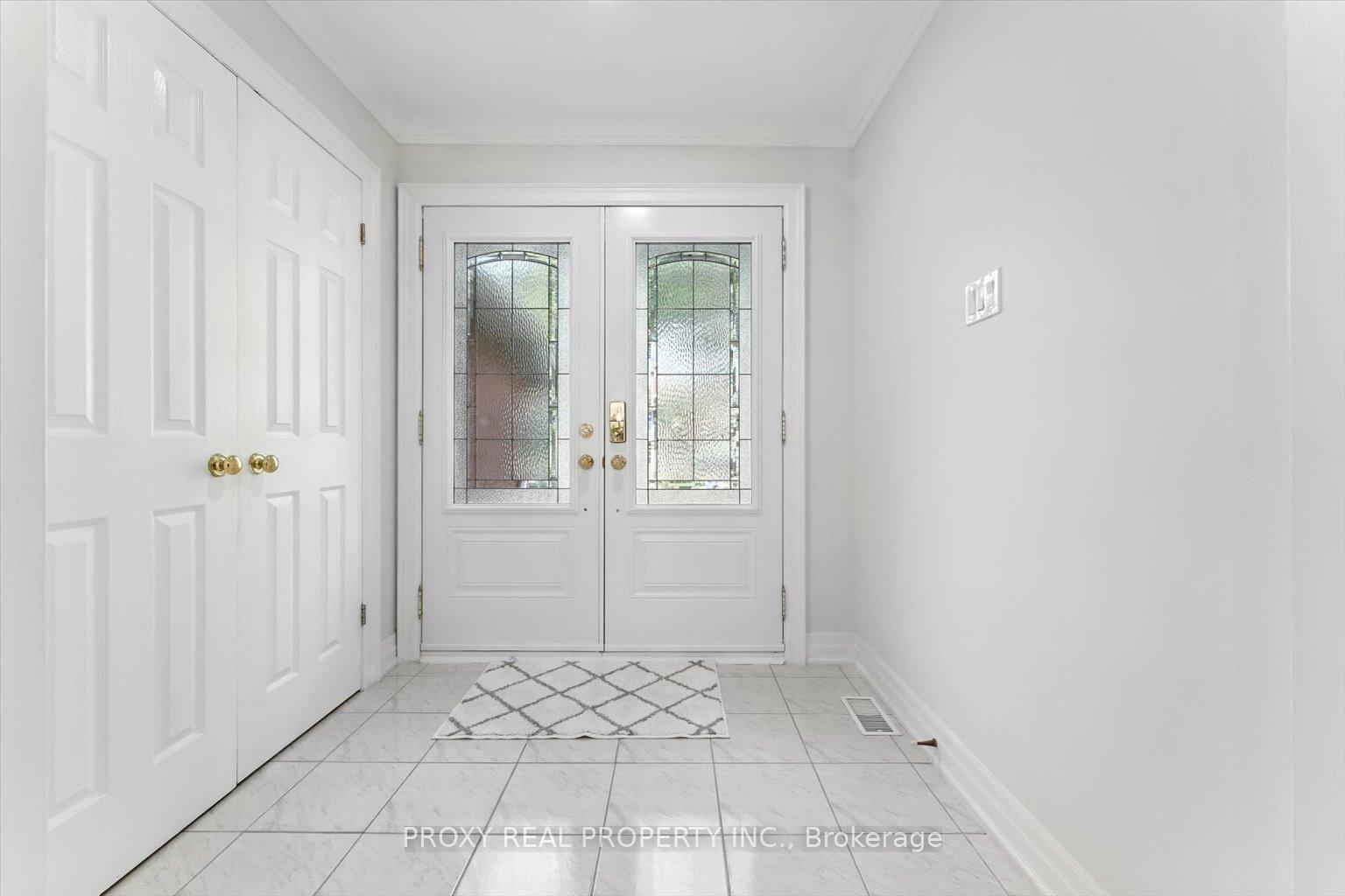 Photo 5 of 62 Sisman Avenue, Aurora, Aurora Highlands — HOMEH