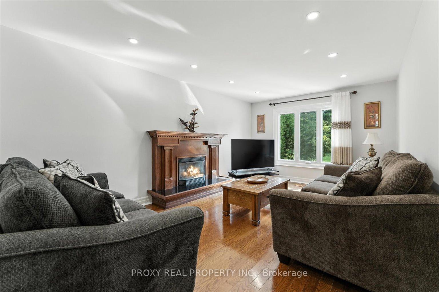 Photo 11 of 62 Sisman Avenue, Aurora, Aurora Highlands — HOMEH