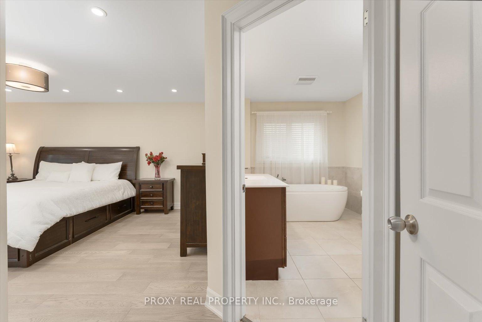 Photo 20 of 62 Sisman Avenue, Aurora, Aurora Highlands — HOMEH