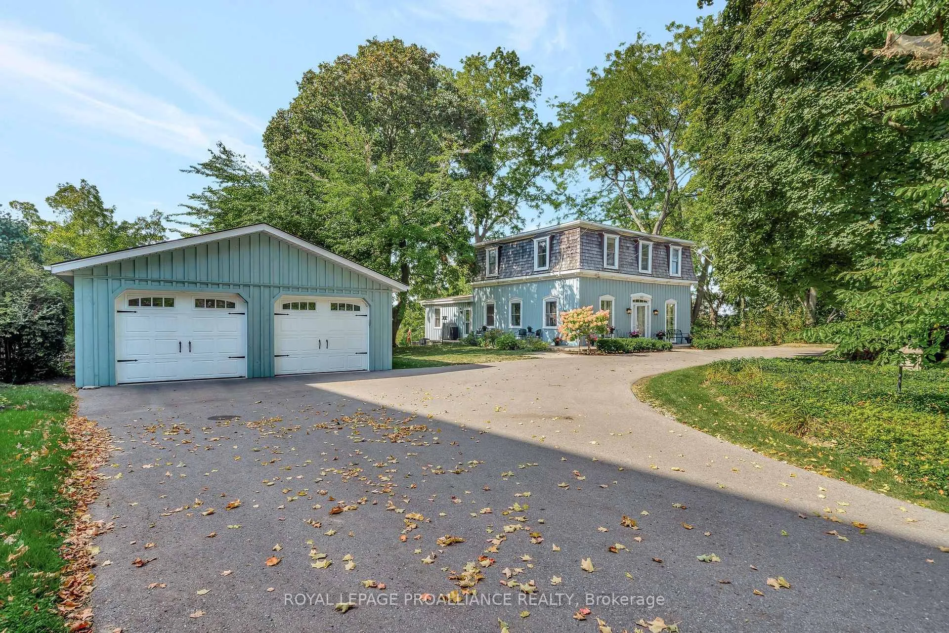 Photo 5 of 103 Bridge Street, Prince Edward County, Picton Ward — HOMEH