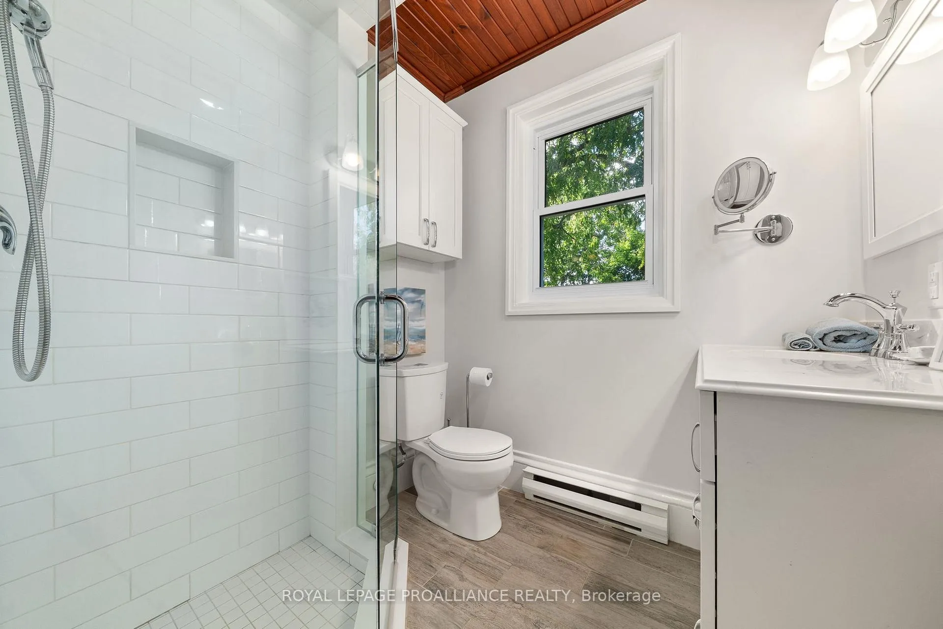 Photo 14 of 103 Bridge Street, Prince Edward County, Picton Ward — HOMEH