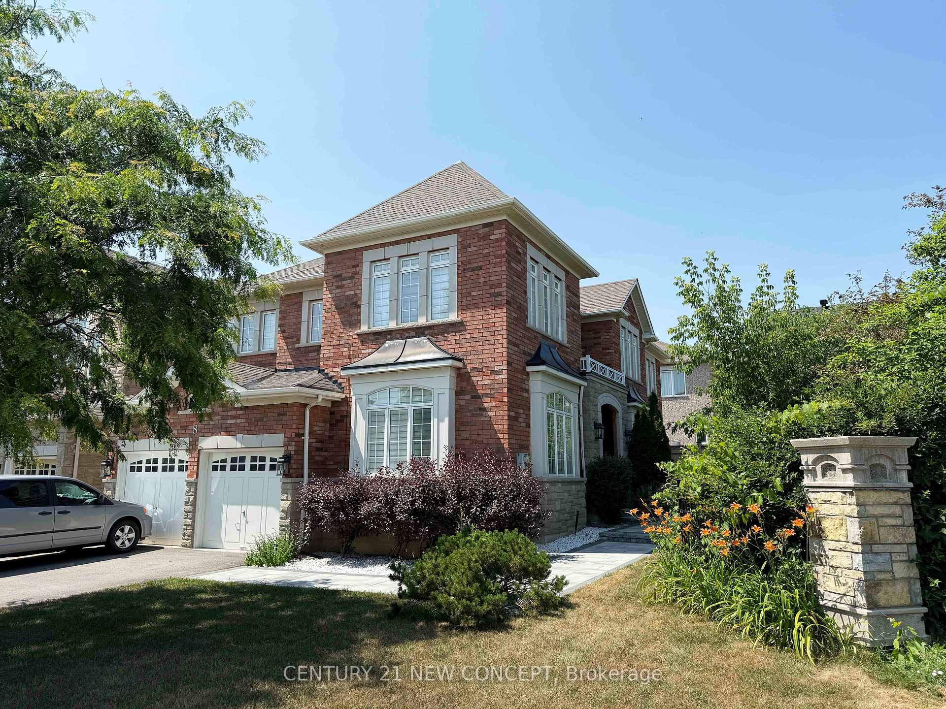 Front of 8 Valley Vista Drive