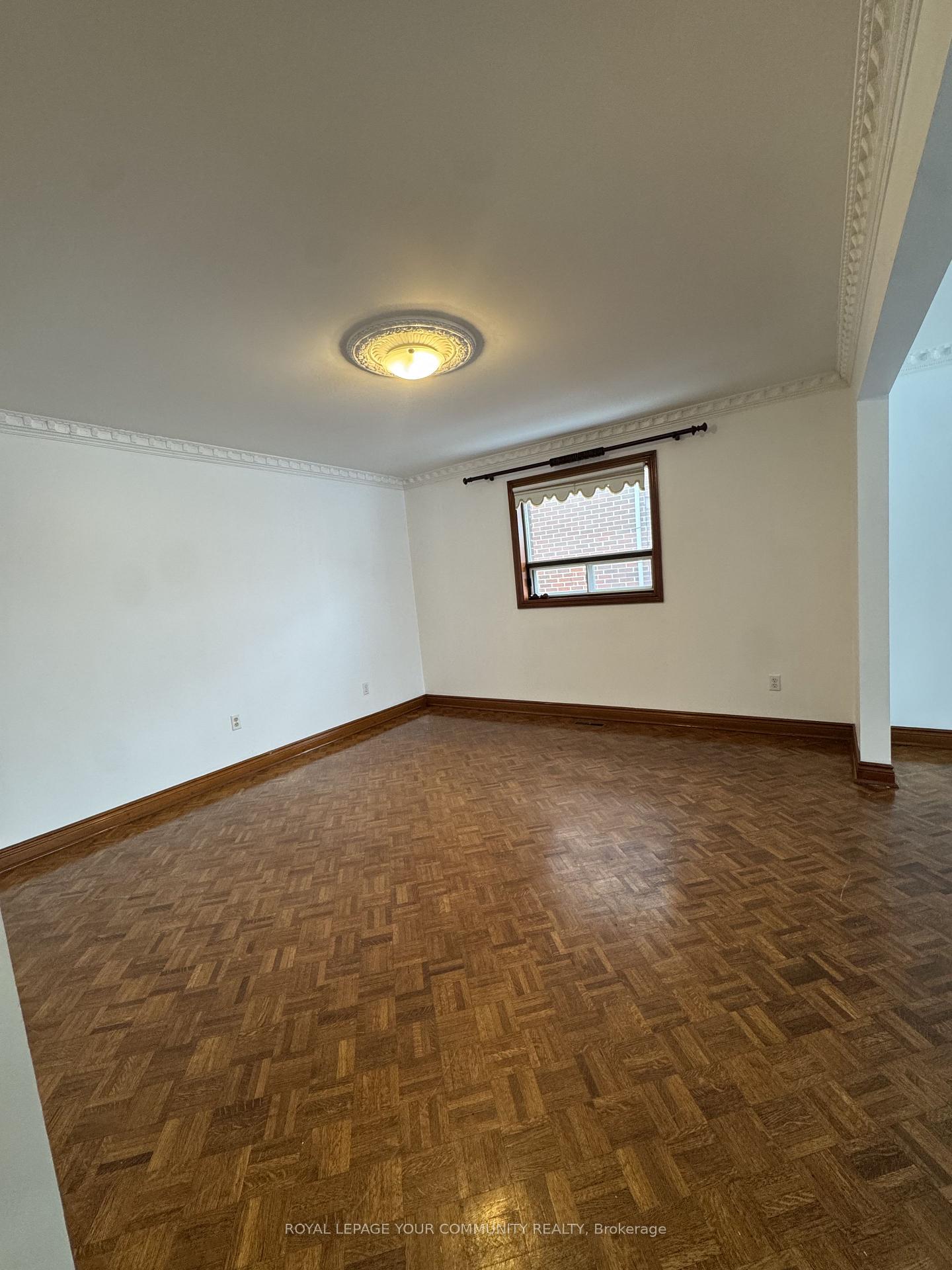 Photo 2 of Unit Upper, 12 Hartman Avenue, Vaughan, Islington Woods — HOMEH