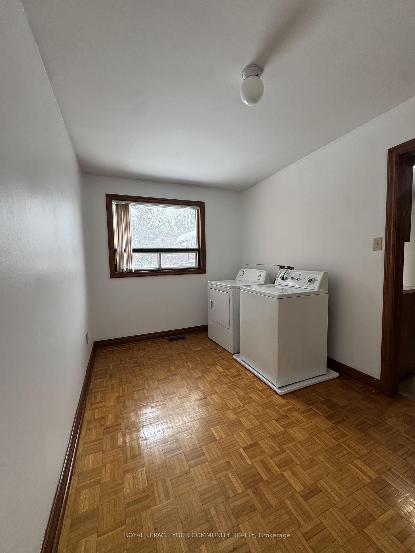 Photo 10 of Unit Upper, 12 Hartman Avenue, Vaughan, Islington Woods — HOMEH