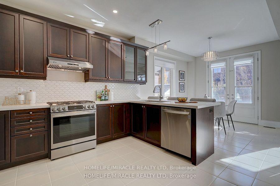 Photo 15 of 11 Garyscholl Road, Vaughan, Vellore Village — HOMEH