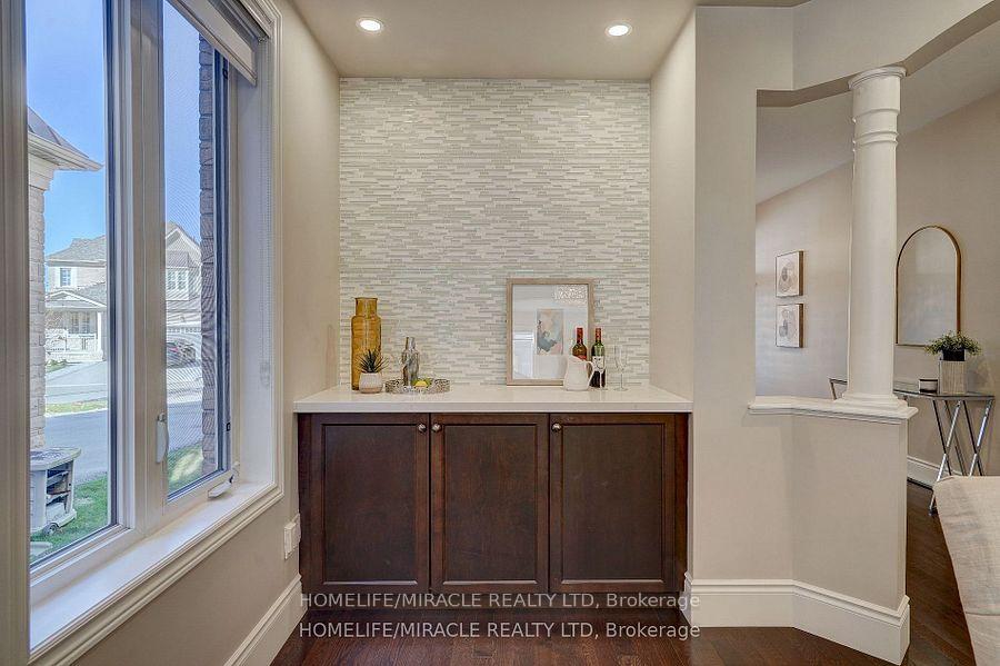 Photo 18 of 11 Garyscholl Road, Vaughan, Vellore Village — HOMEH