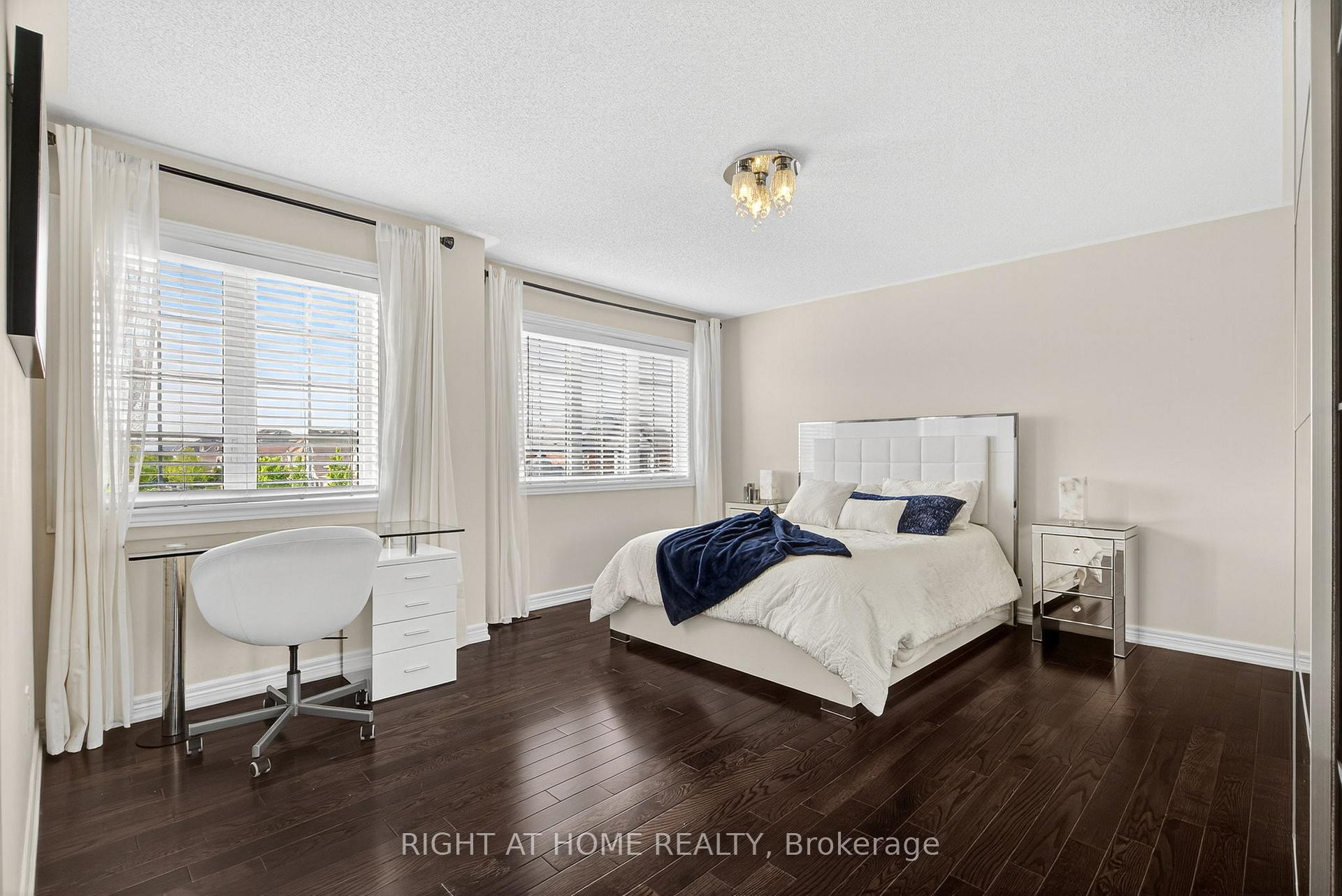Photo 34 of 268 Carrier Crescent, Vaughan, Patterson — HOMEH