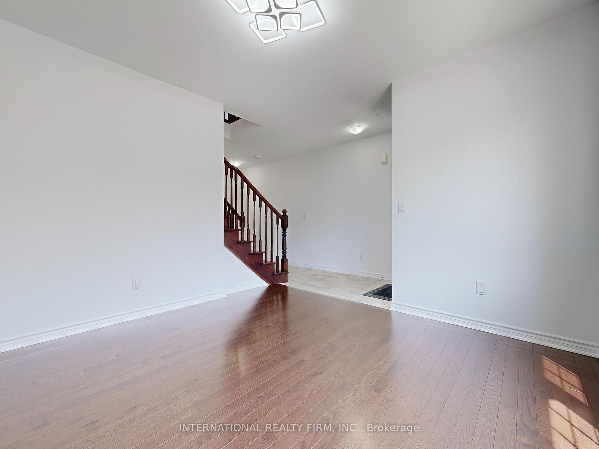 Photo 4 of 59 Westfield Drive, Whitby, Lynde Creek — HOMEH