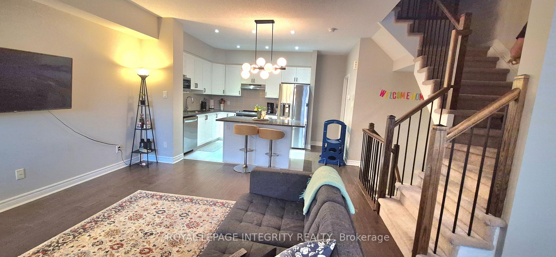 Photo 9 of 86 Stockholm Private, Ottawa, Riverside South/Gloucester Glen — HOMEH