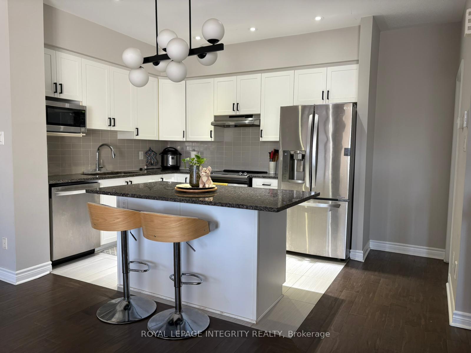 Photo 14 of 86 Stockholm Private, Ottawa, Riverside South/Gloucester Glen — HOMEH