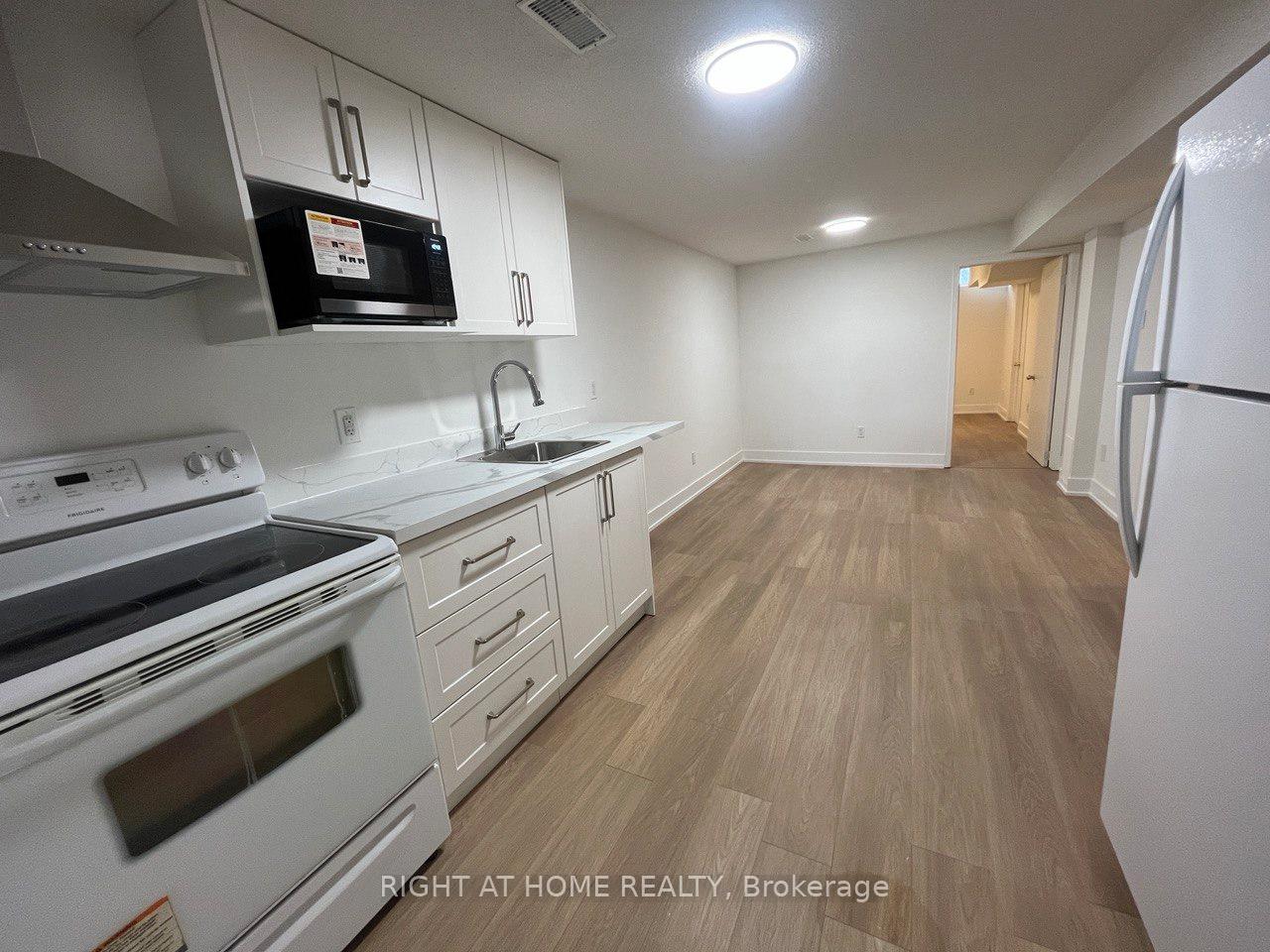 Photo 13 of 78 Rejane Crescent, Vaughan, Crestwood-Springfarm-Yorkhill — HOMEH