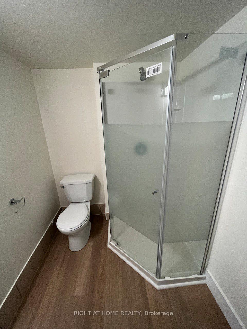 Photo 16 of 78 Rejane Crescent, Vaughan, Crestwood-Springfarm-Yorkhill — HOMEH
