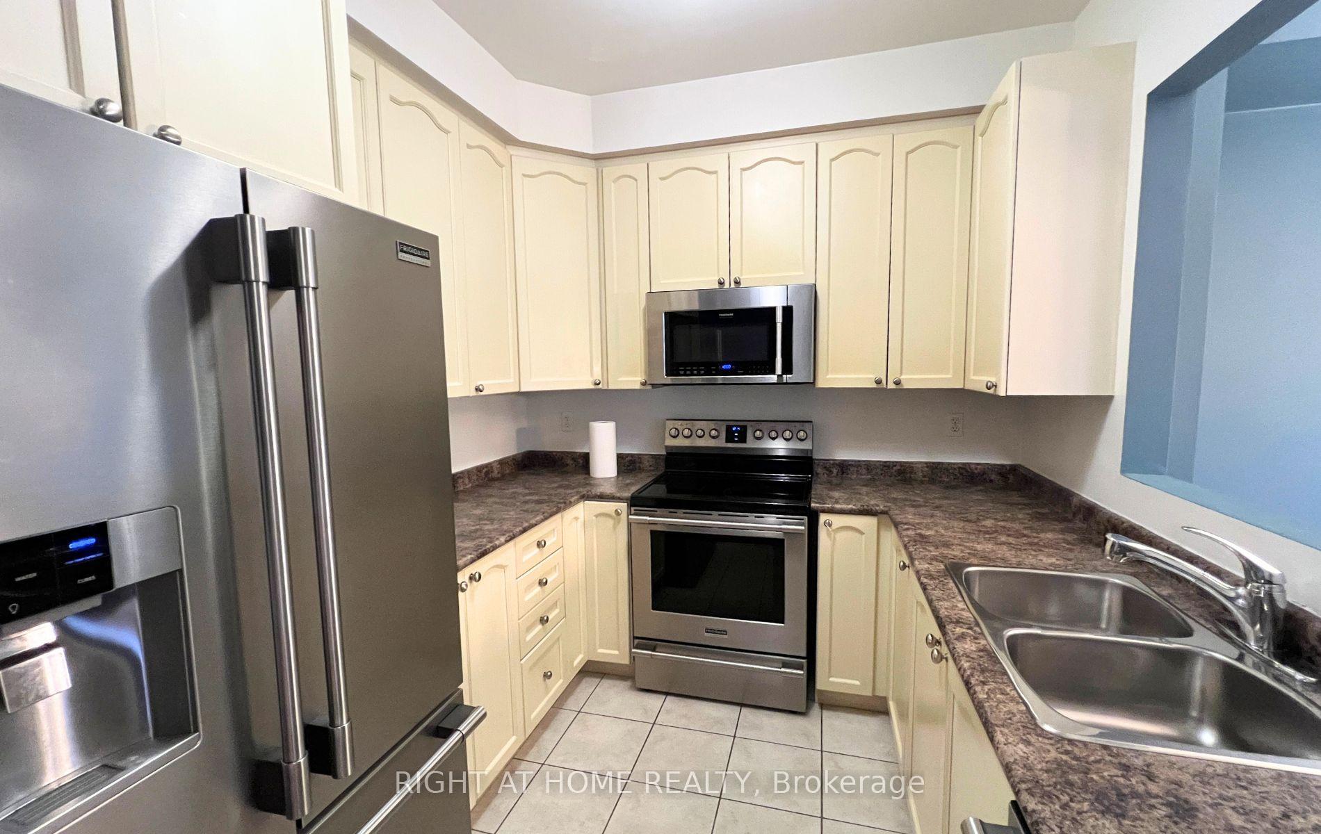 Photo 7 of Unit 45, 1250 St Martins Drive, Pickering, Bay Ridges — HOMEH