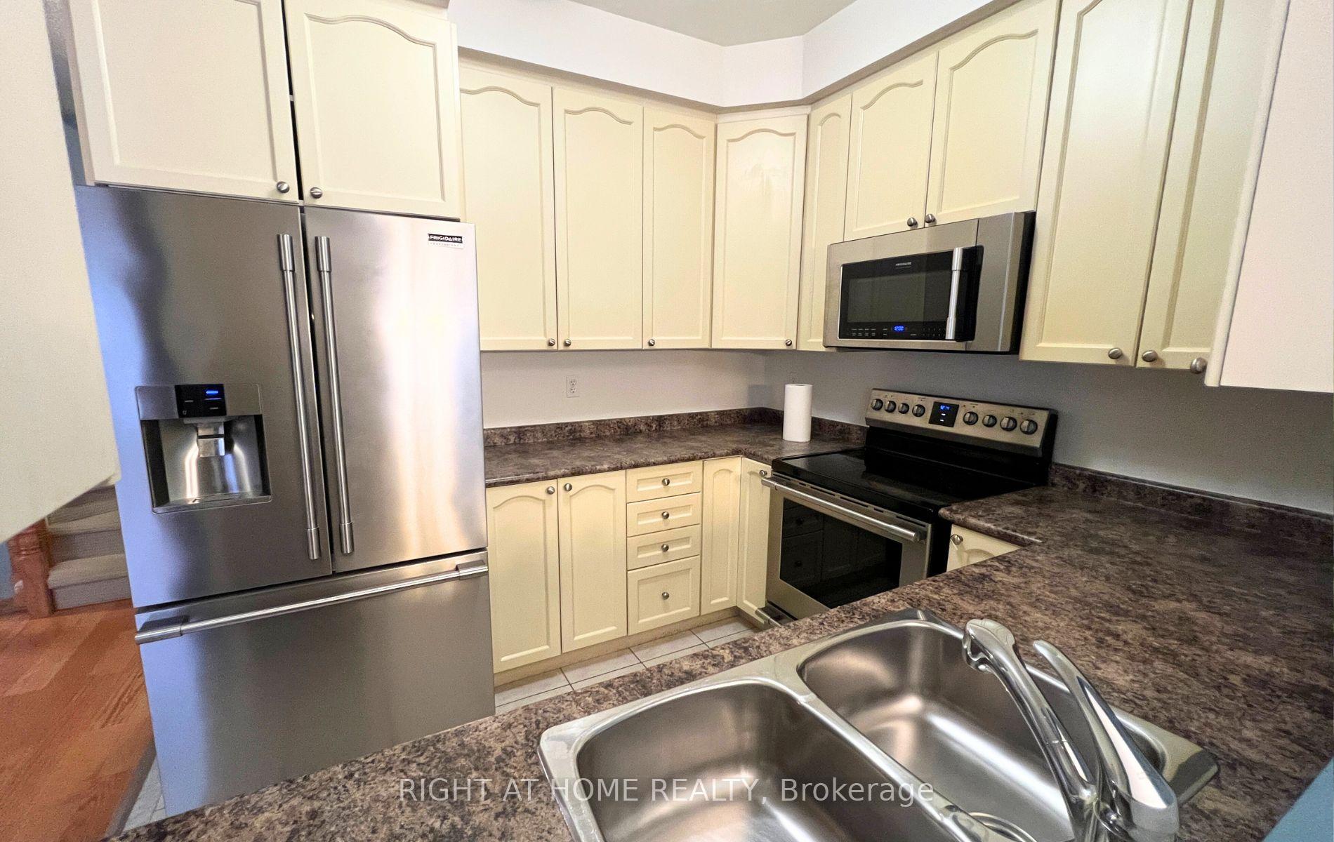 Photo 8 of Unit 45, 1250 St Martins Drive, Pickering, Bay Ridges — HOMEH
