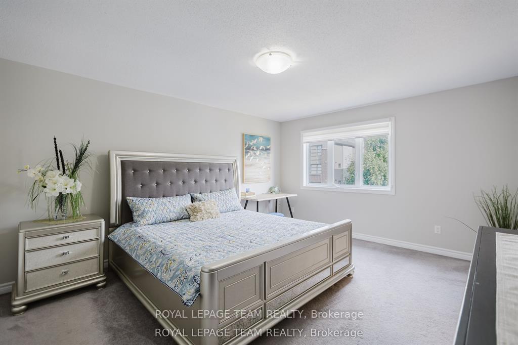 Photo 22 of 121 Mancini Way, Ottawa, Barrhaven - Strandherd — HOMEH