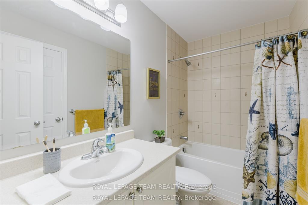Photo 27 of 121 Mancini Way, Ottawa, Barrhaven - Strandherd — HOMEH