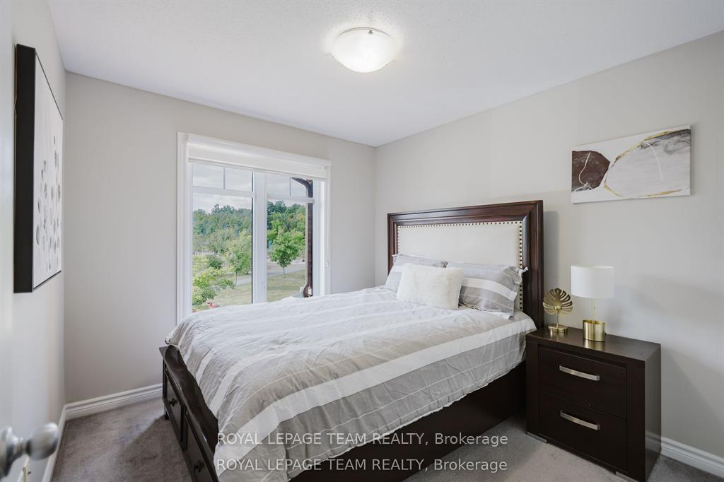 Photo 31 of 121 Mancini Way, Ottawa, Barrhaven - Strandherd — HOMEH