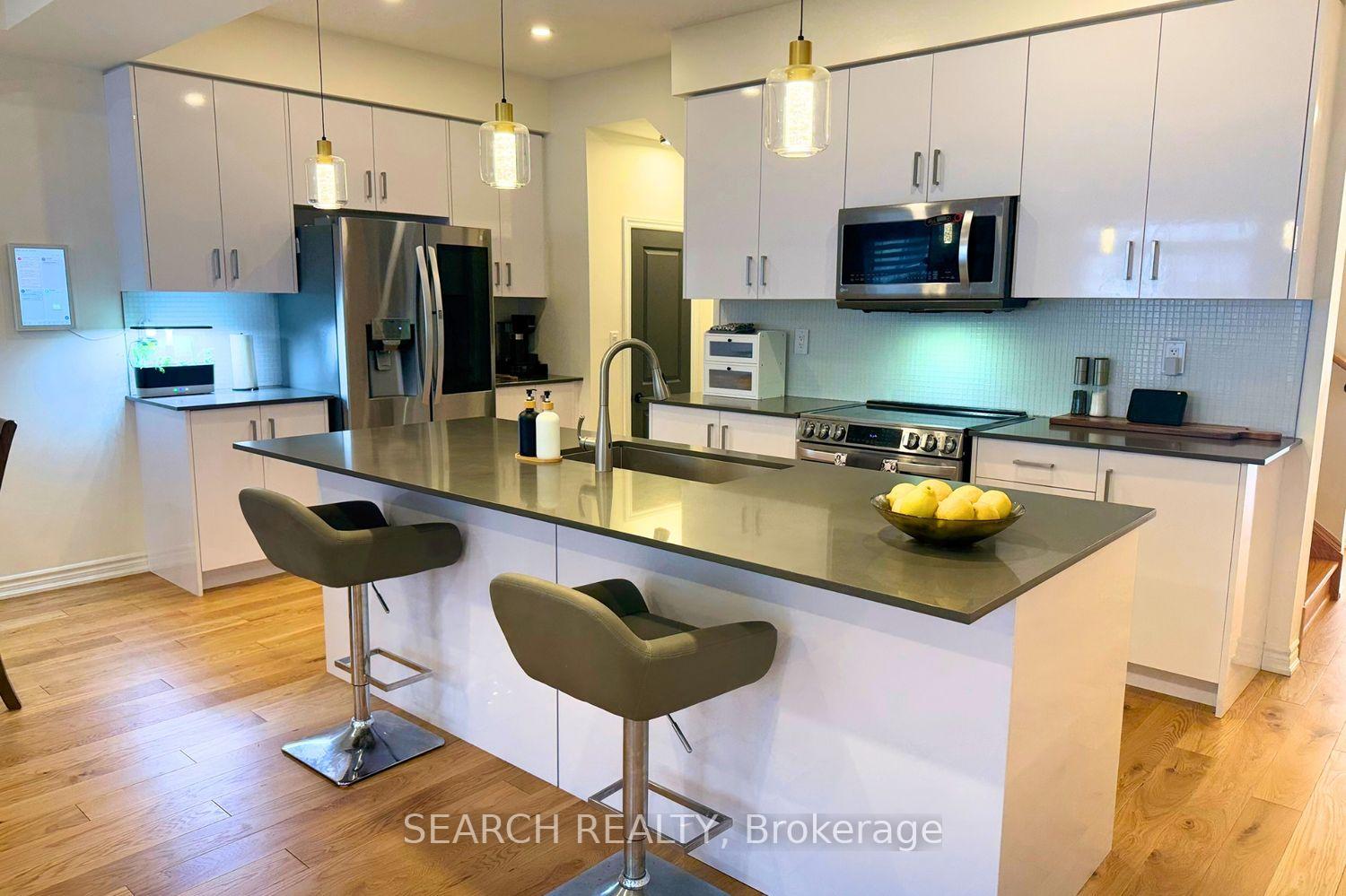 Photo 11 of 50 Ghent Drive, Vaughan, Kleinburg — HOMEH