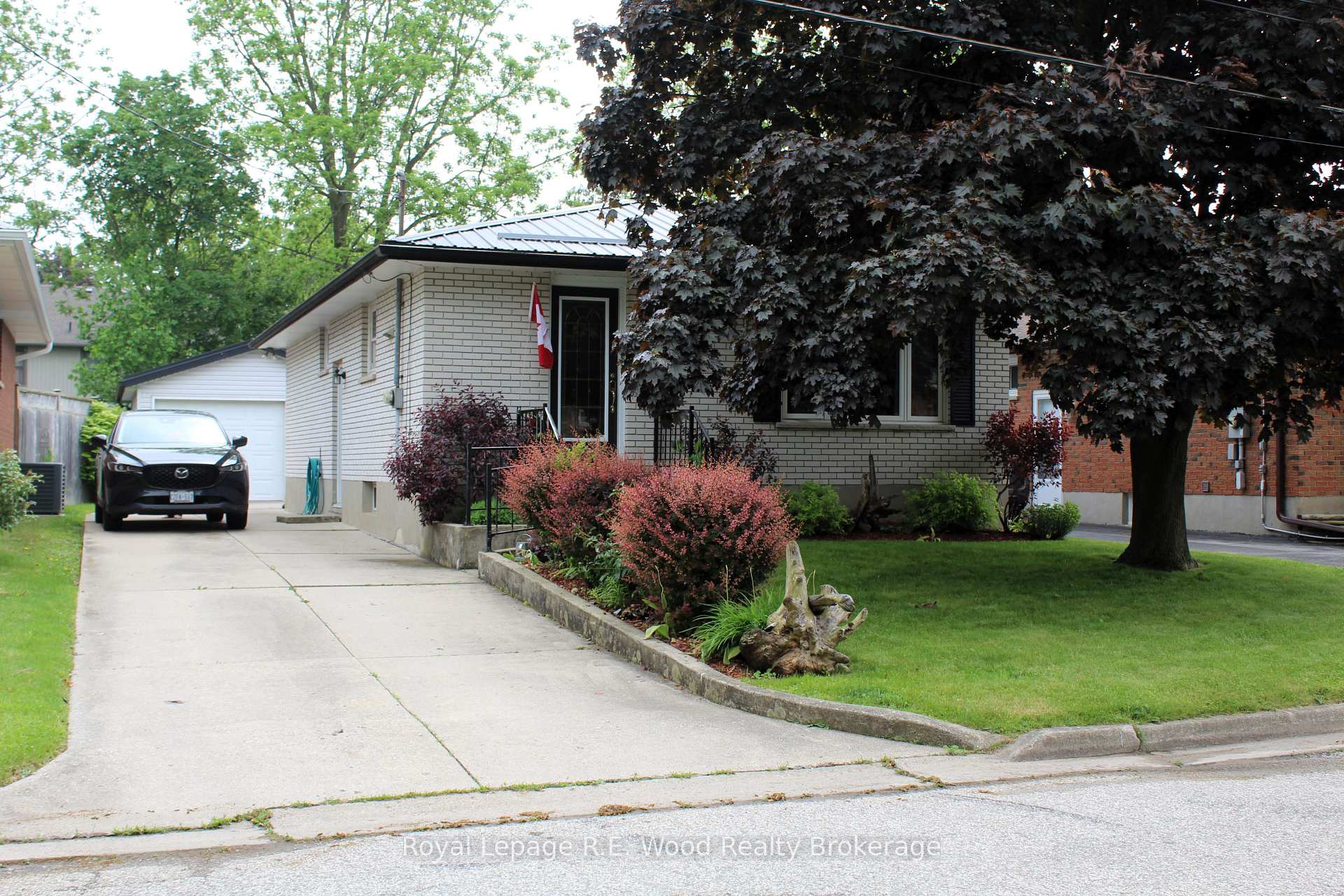 Photo 1 of 13 William Street, Aylmer — HOMEH