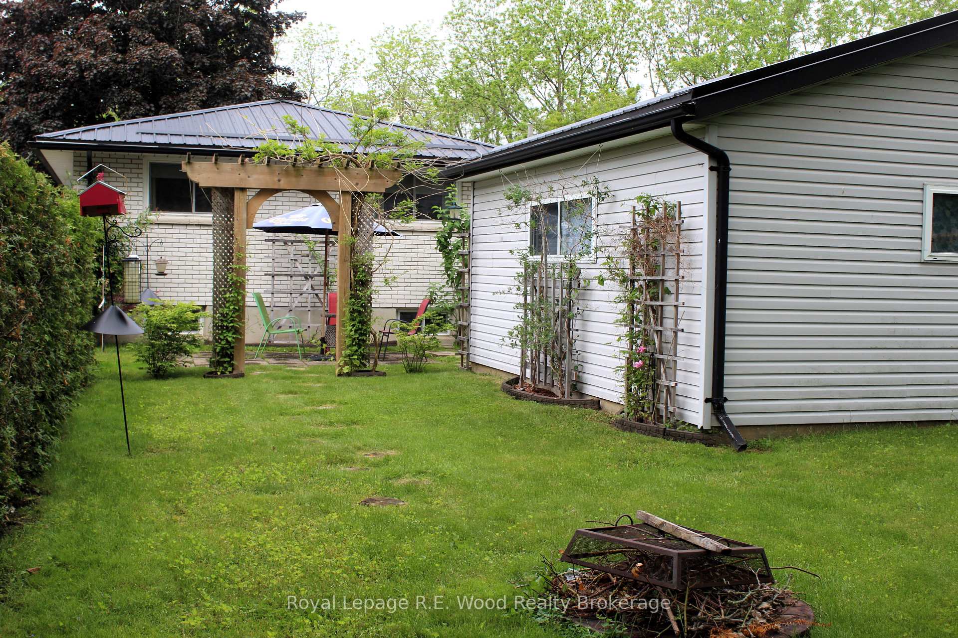 Photo 7 of 13 William Street, Aylmer — HOMEH