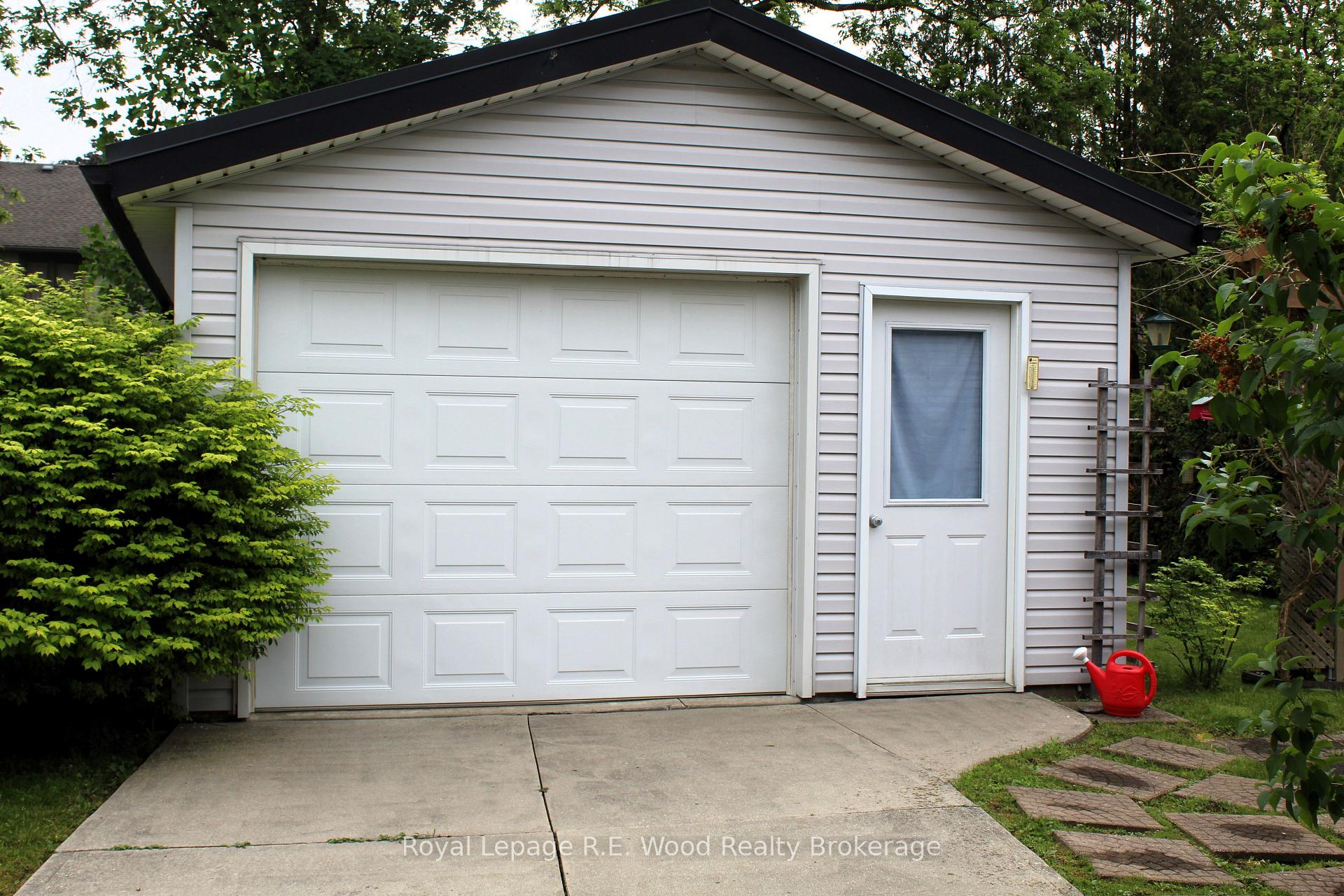 Photo 4 of 13 William Street, Aylmer — HOMEH
