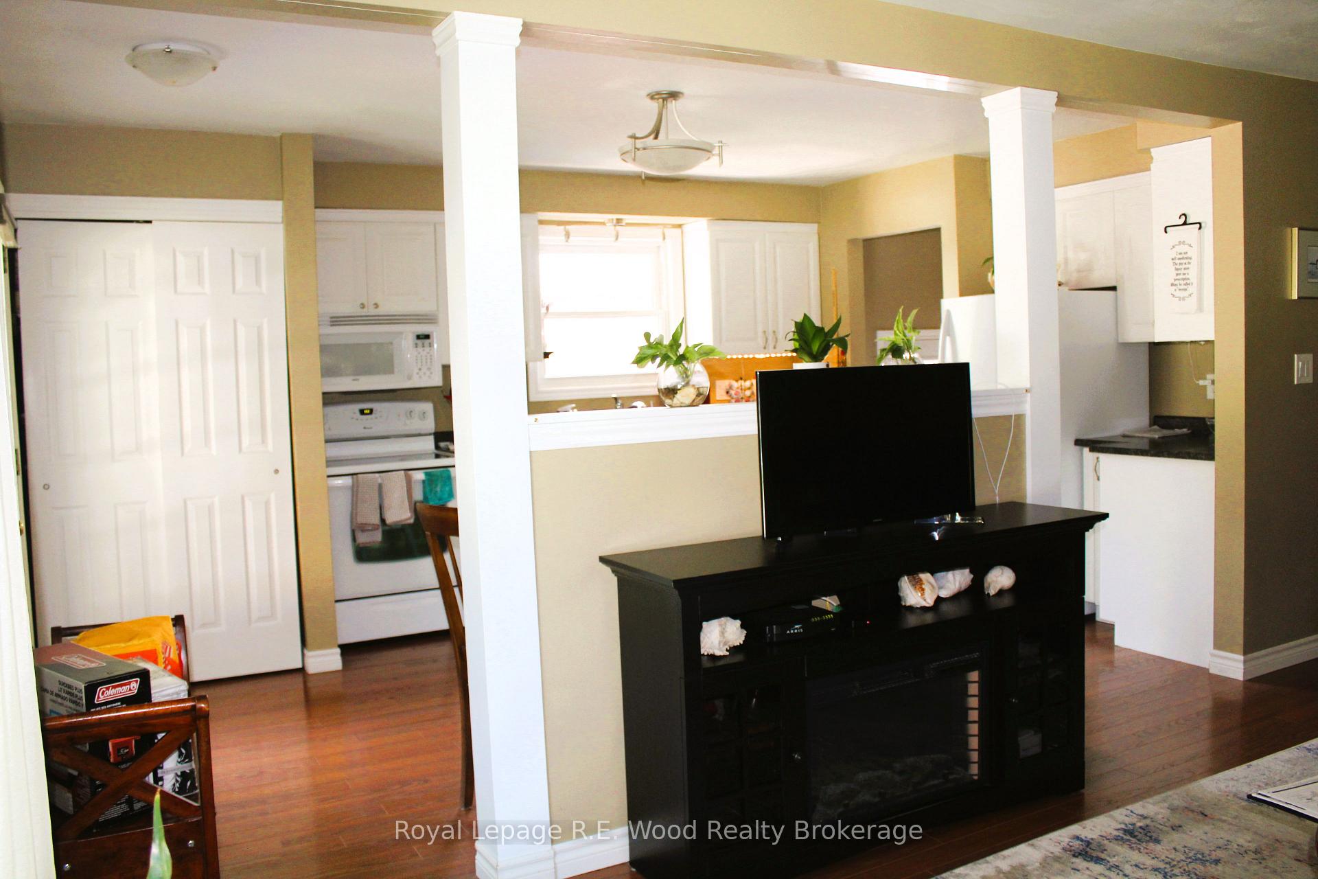 Photo 9 of 13 William Street, Aylmer — HOMEH