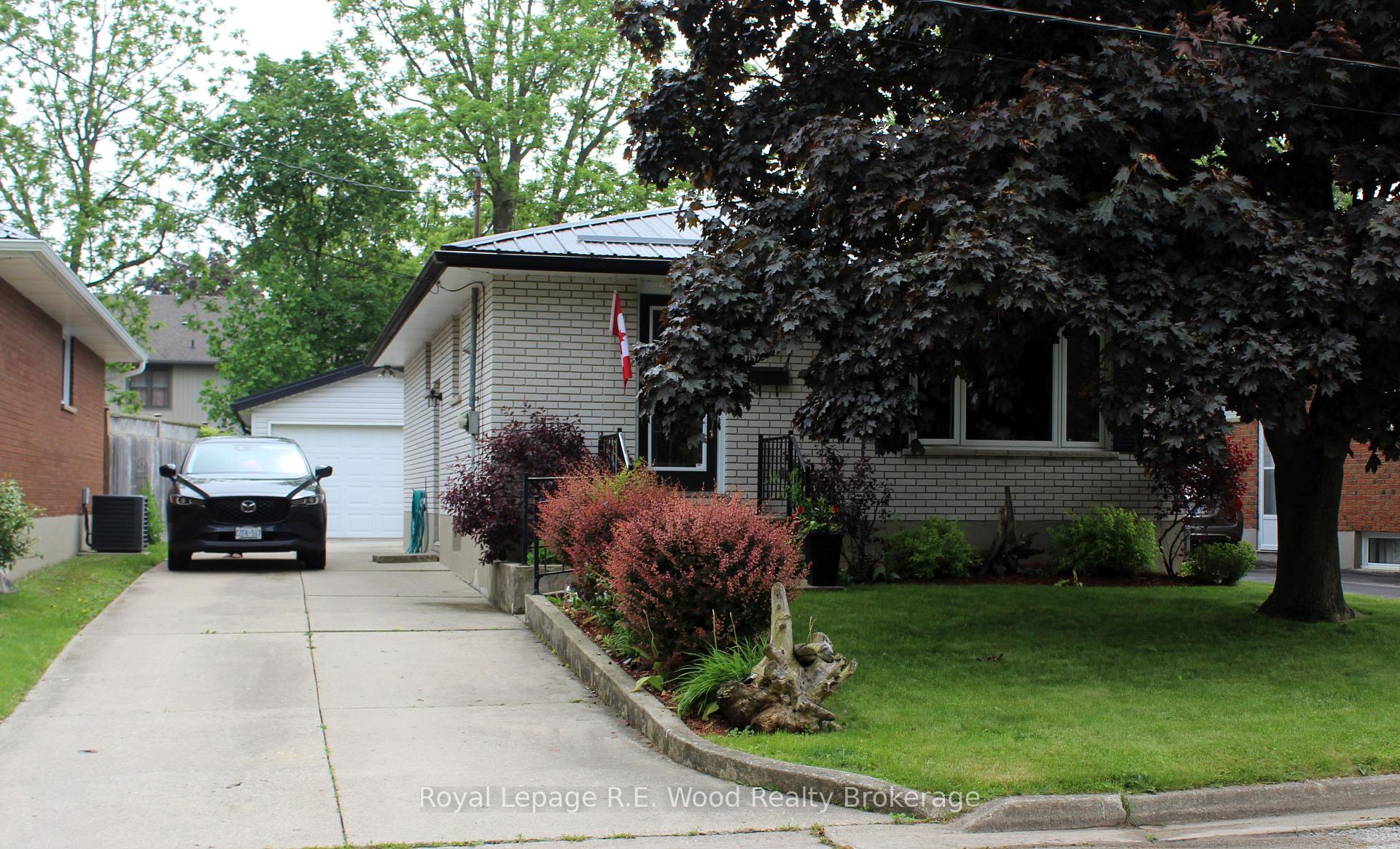Photo 26 of 13 William Street, Aylmer — HOMEH