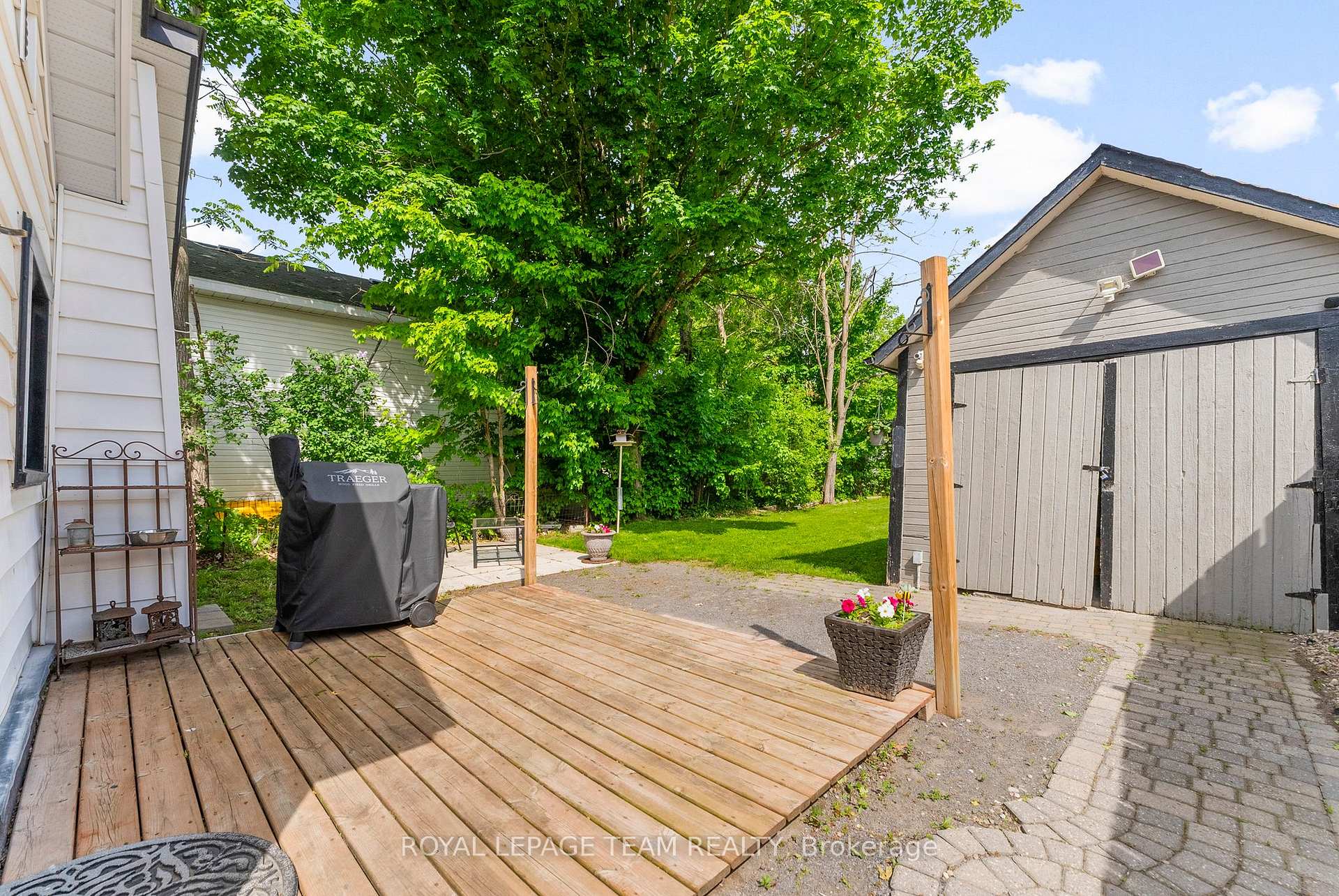 Photo 21 of 79 Russell Street N, Arnprior — HOMEH