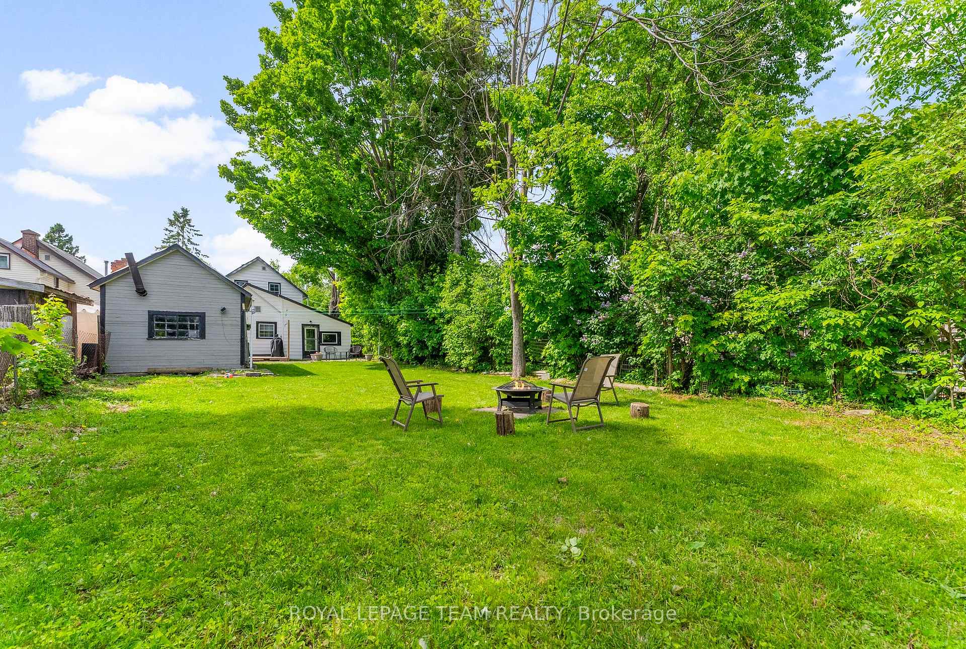 Photo 27 of 79 Russell Street N, Arnprior — HOMEH